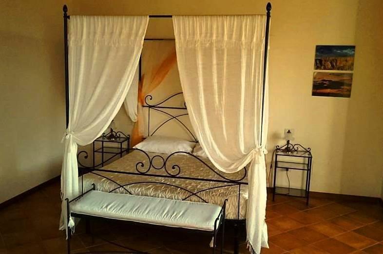 Il Conte Matto Hotel Трекуанда Екстериор снимка