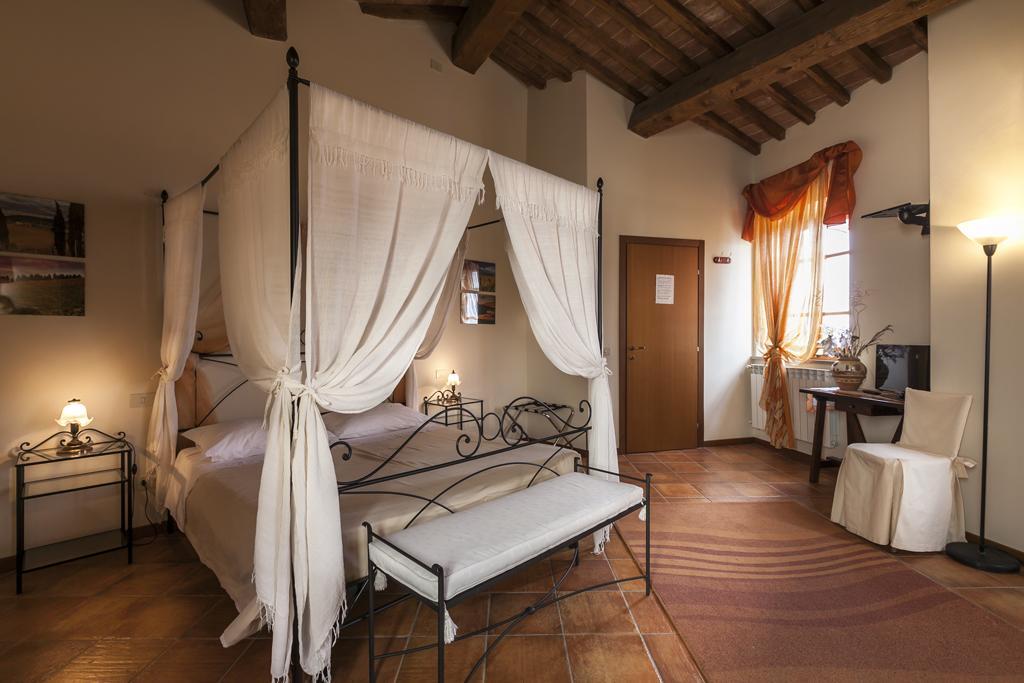 Il Conte Matto Hotel Трекуанда Екстериор снимка